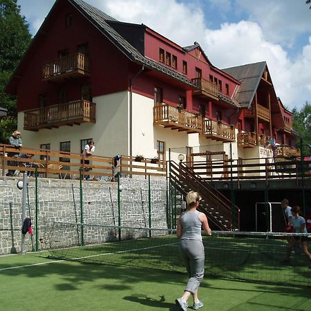 Hotel Svycarska Bouda Špindlerŭv Mlýn Exterior foto