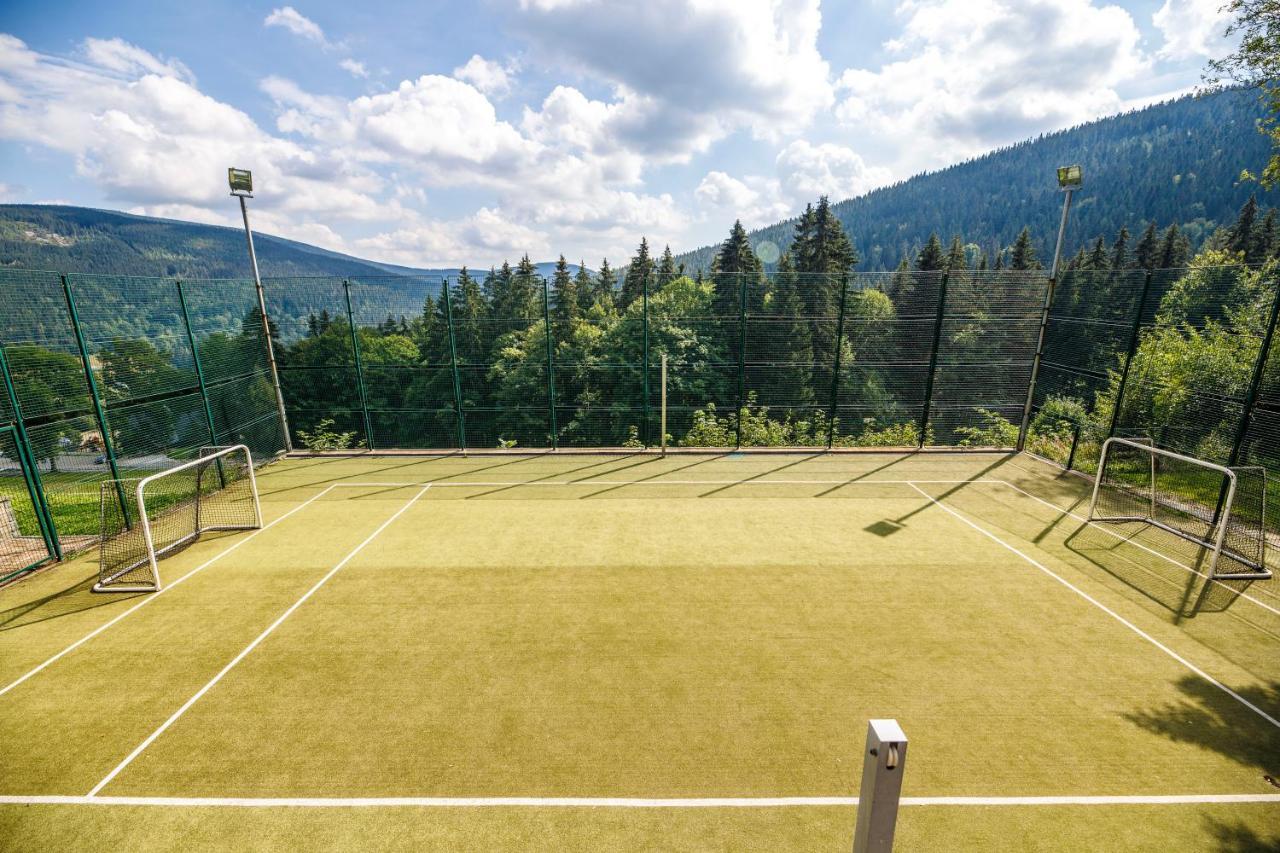 Hotel Svycarska Bouda Špindlerŭv Mlýn Exterior foto