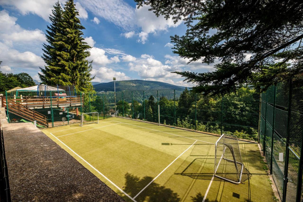 Hotel Svycarska Bouda Špindlerŭv Mlýn Exterior foto