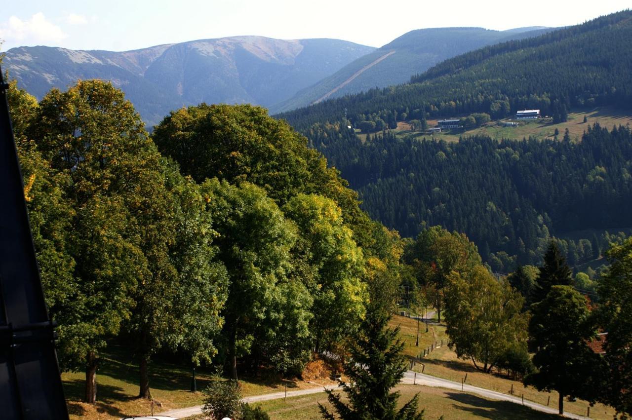 Hotel Svycarska Bouda Špindlerŭv Mlýn Exterior foto